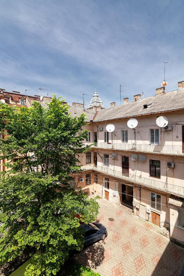 Bv Apartments Homey リヴィウ エクステリア 写真