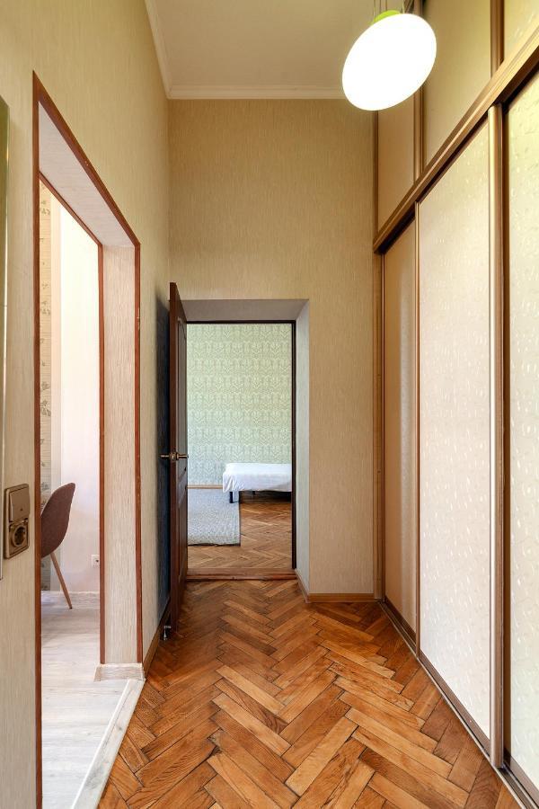Bv Apartments Homey リヴィウ エクステリア 写真